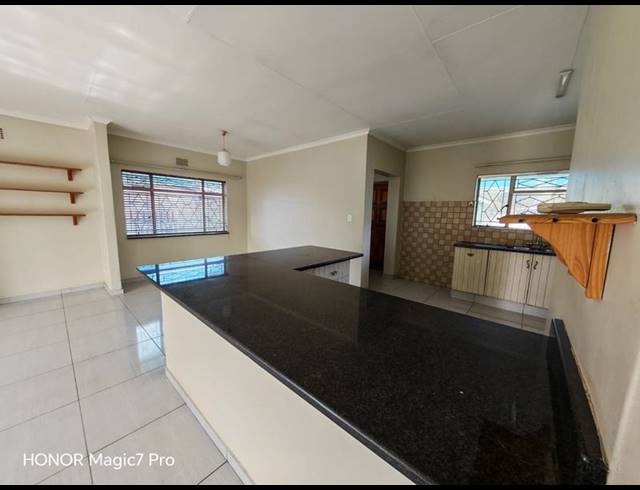 3 BEDROOM HOUSE FOR SALE IN VANDERBIJLPARK SE 1